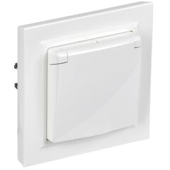 Розетка с крышкой Brite 16А IP44 РСбш10-3-44-БрБ бел. в сб. IEK BR-R16-16-44-K01-F-PRO • Купить по низкой цене в интернет-магазине СМЭК
