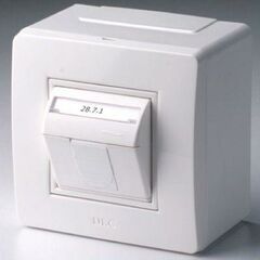 Коробка PDD-N60 с 1 розеткой Brava RJ45 кат.5E (телефон/компьютер) бел. DKC 10665 • Купить по низкой цене в интернет-магазине СМЭК