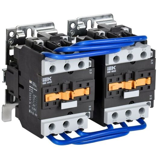 Контактор КМИ-46532 реверс 65А 400В/АС3 2НО;2НЗ IEK KKM43-065-400-22-1 • Купить по низкой цене в интернет-магазине СМЭК