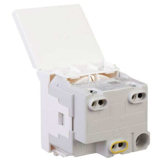 Розетка 1-м 2мод. Avanti "Белое облако" 16А IP41 2P+E защ. шторки с крышкой бел. DKC 4400012 • Купить по низкой цене в интернет-магазине СМЭК